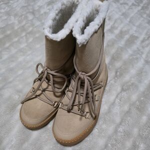 Cole Haan Beige Faux-Shearling Lace-Up Winter Boots